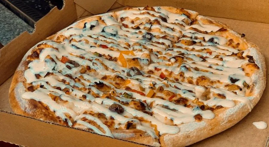 بيتزا تشيز لفرز