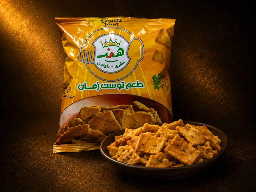 عيش توست